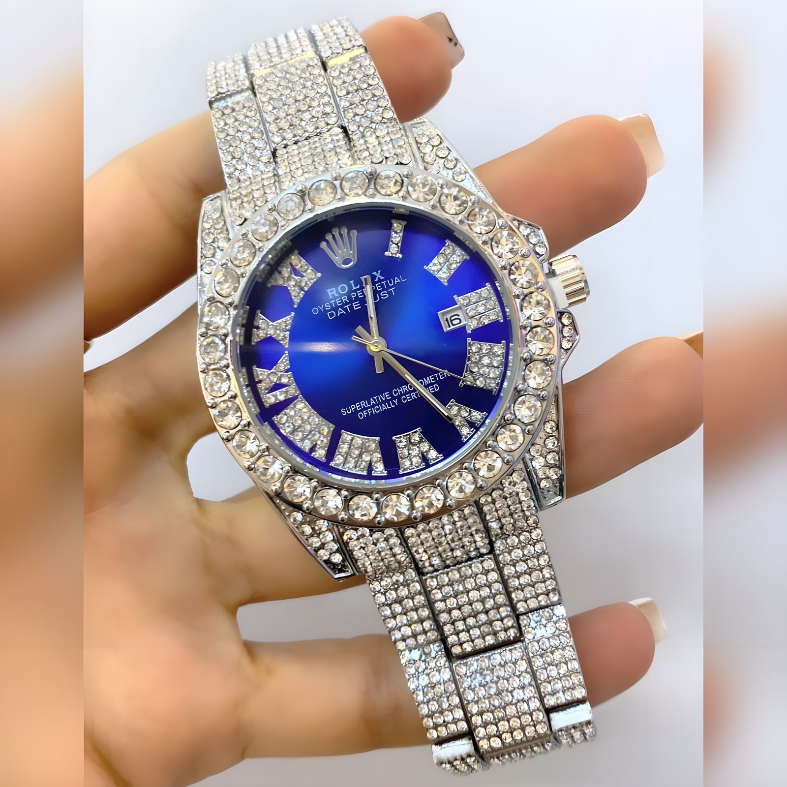 ساعت مچی عقربه ای  مدل فول نگین استون قفل مخفی کد 08 -  - 2