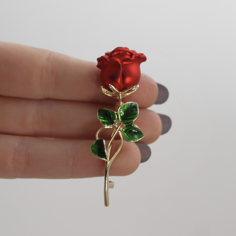 گل سینه زنانه طرح گل رز کد 111002