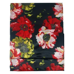 پرده حمام طرح beautiful flowers سایز 170x200 سانتی متر