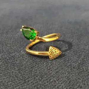 انگشتر طلا 18 عیار زنانه قیراط طرح مثلث کد GH217