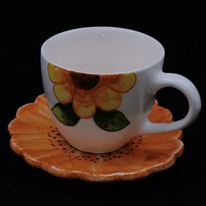 ست فنجان و نعلبکی سرامیکی هیوا مدل آفتاب گردان کمر باریک کد 10881848
