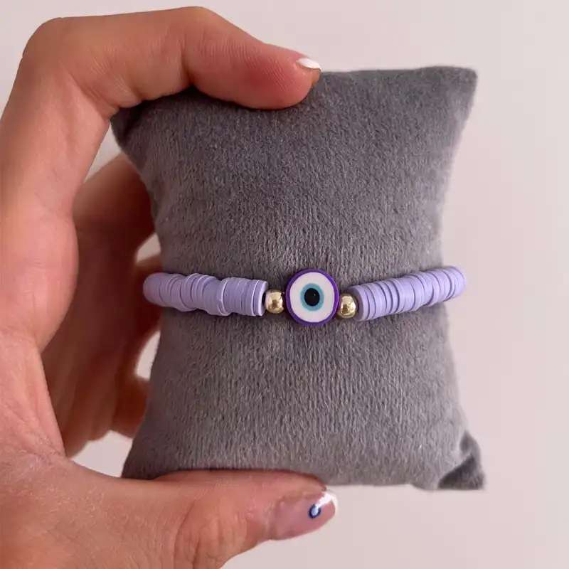 پابند زنانه مدل فیمو چشم زخم