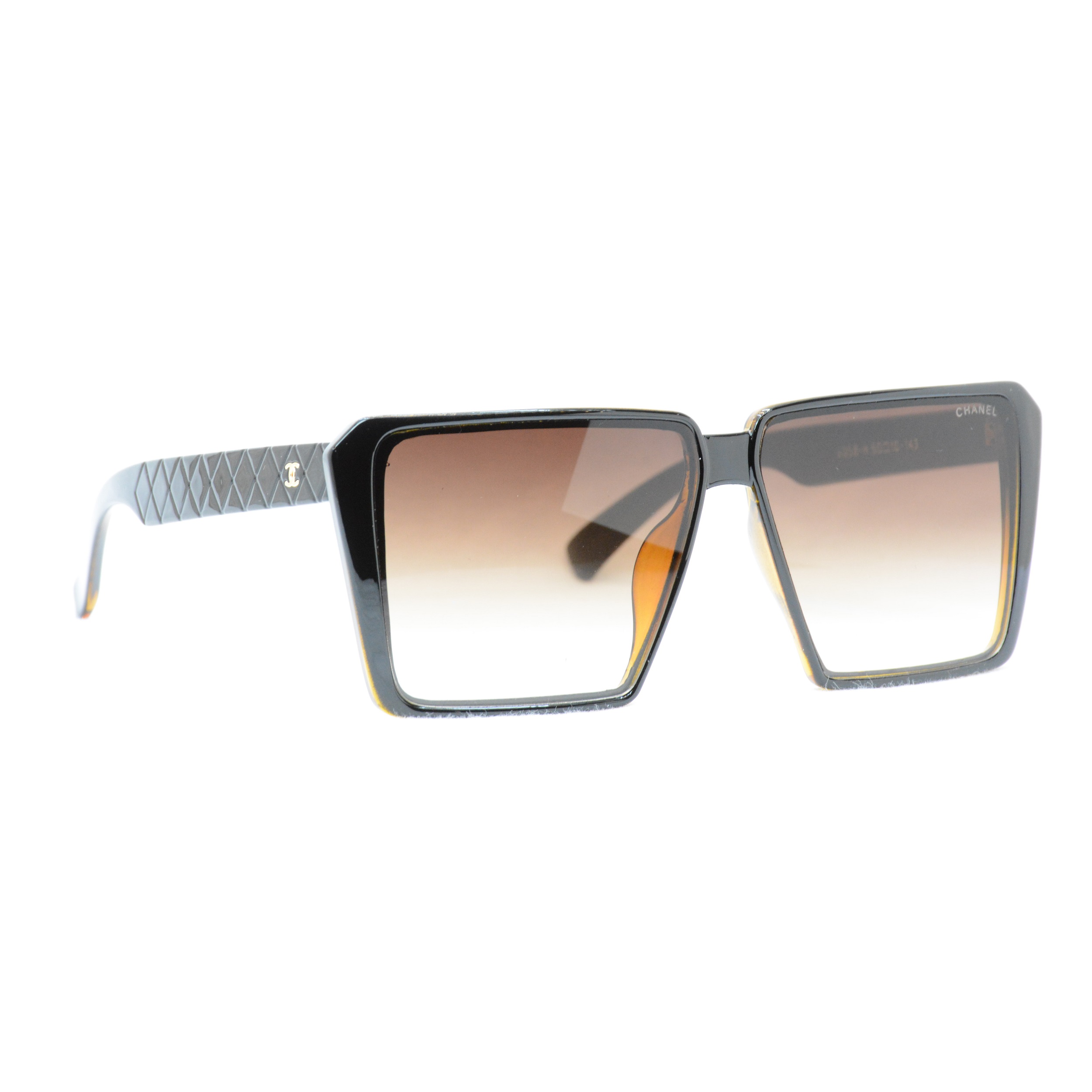 نقد و بررسی عینک آفتابی مدل 9058 توسط خریداران