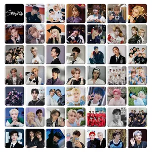 مگنت خندالو طرح استری کیدز Stray Kids مدل مربعی کد 42 مجموعه 49 عددی