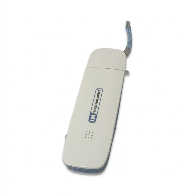 مودم 3g قابل حمل مدل hsupa با اتصال usb، پشتیبانی از سرعت تا 21.6 mbps، قابلیت ارسال و دریافت پیامک، شیار کارت حافظه microsd و آنتن داخلی قابل اتصال به آنتن خارجی