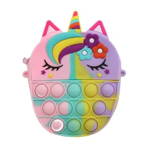 کیف رودوشی دخترانه مدل پاپیت تاج دار کد 5017