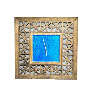 ساعت دیواری چوبی طرح آسمان مدل مشبک
