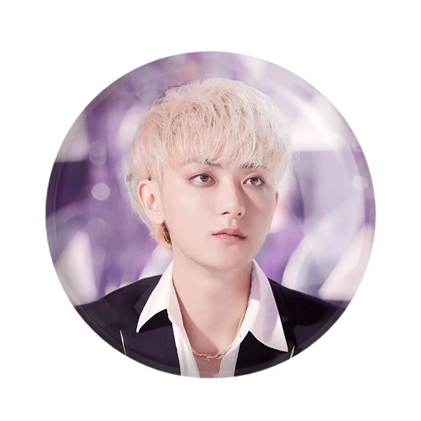 مگنت خندالو مدل تائو گروه اکسو EXO کد 13547