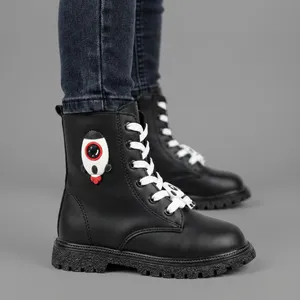 نیم بوت دخترانه مدل ایلنار استیکری زیپی WH.3632