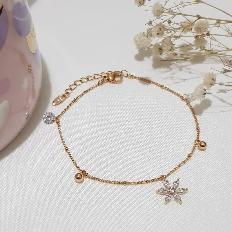 دستبند زنانه ژوپینگ مدل گل نگینی کد 3355