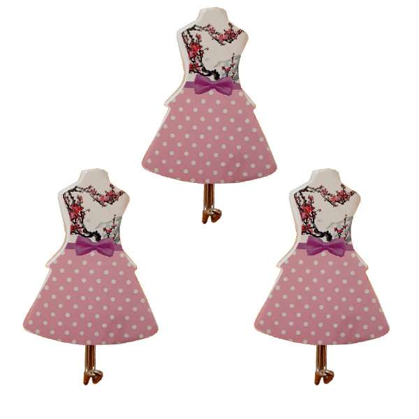 آویز حوله طرح لباس مدل 1050 بسته 3 عددی