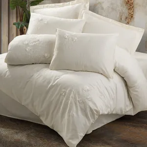 سرویس ملحفه کاتن باکس مدل 3D Nakisli Pure Ekru دو نفره 6 تکه