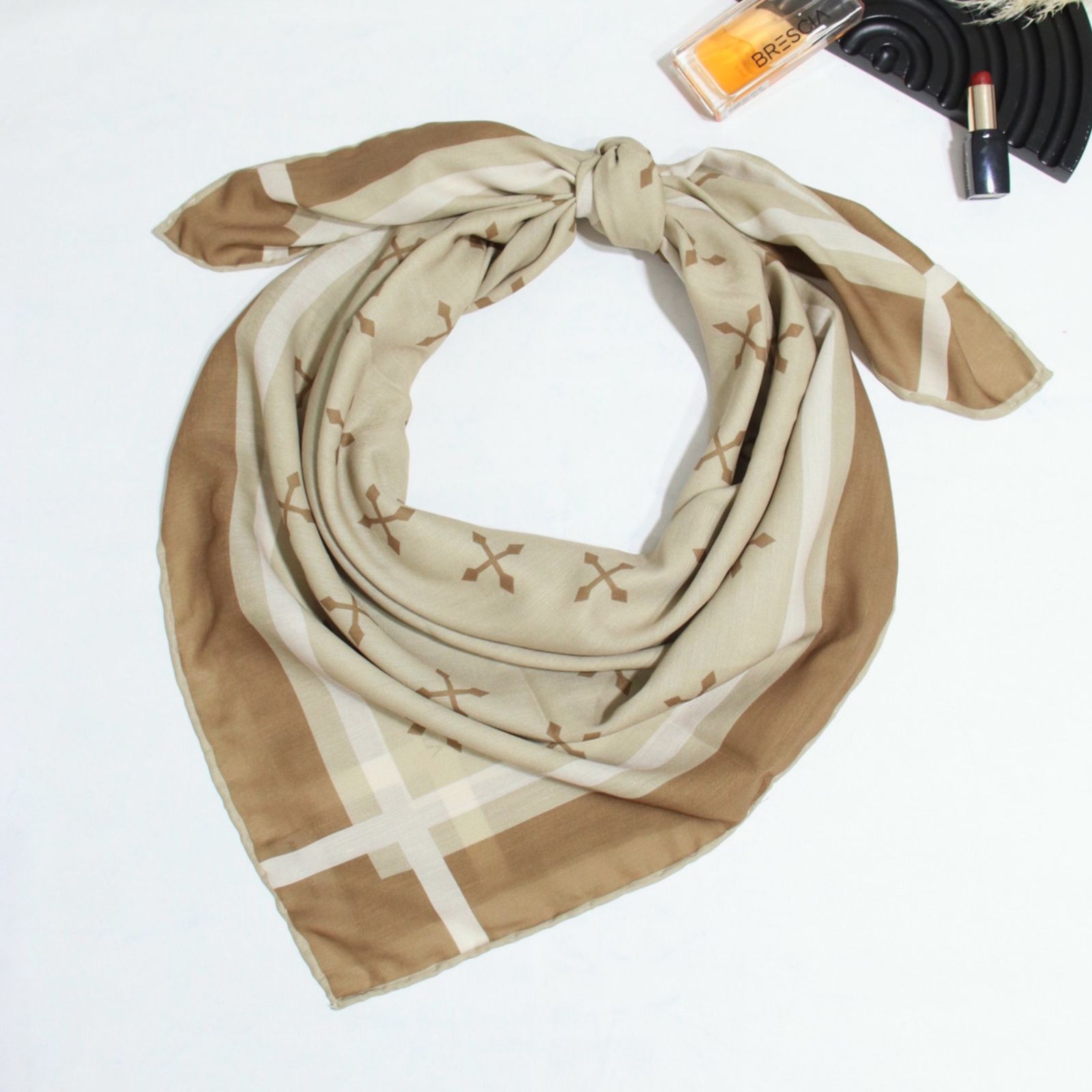 روسری زنانه مدل نخی جدید دور دست دوز قواره 110 کد ana-7095 -  - 18