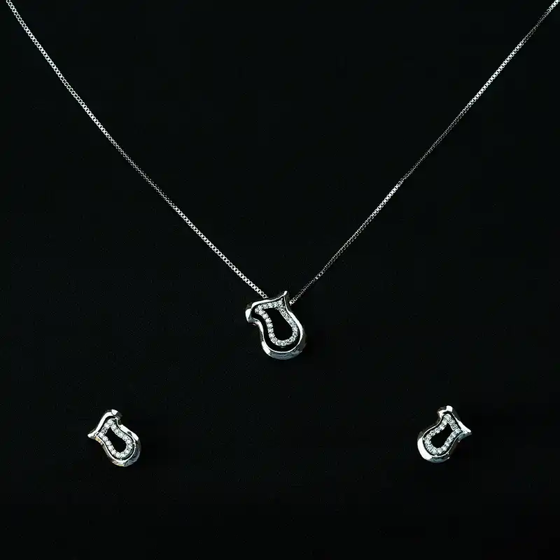 نیم ست زنانه مدل دفرمه رنگ نقره ای