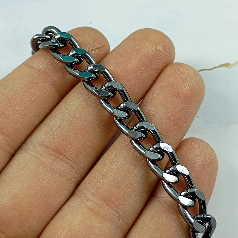 زنجیر مردانه سلین کالا مدل کارتیر استیل کد 8 زنجیر مردانه سلین کالا مدل کارتیر استیل کد 8