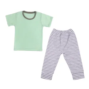 ست تی شرت و شلوار نوزادی کد 2200