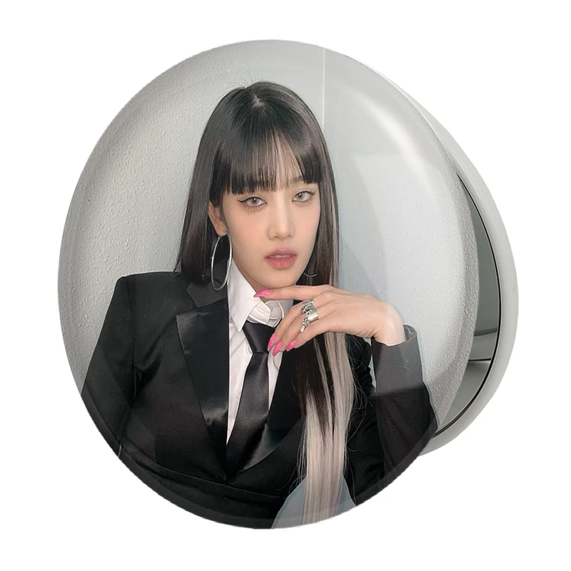 آینه جیبی خندالو طرح مینی گروه جی آیدل GIdle مدل تاشو کد 19529 