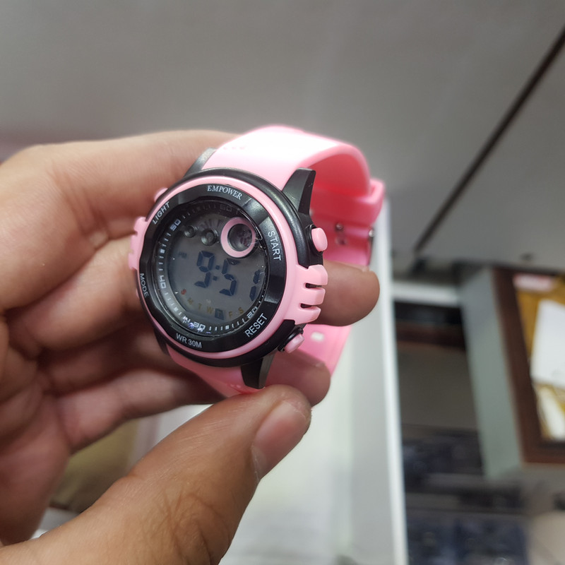 ساعت مچی دیجیتال امپاور مدل 01 کد 8805i