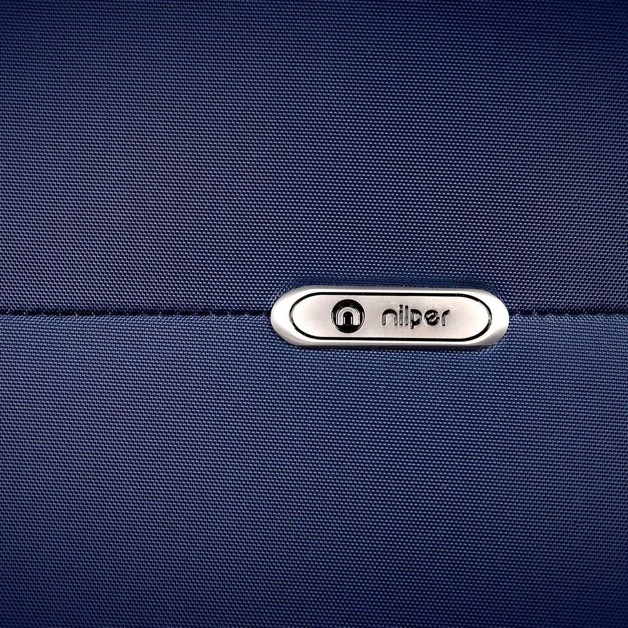 چمدان نیلپر مدل آوان کد 700679 - 111 سایز متوسط -  - 11