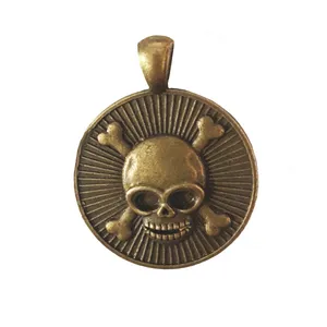 آویز گردنبند مدل دزد دریایی کد 123