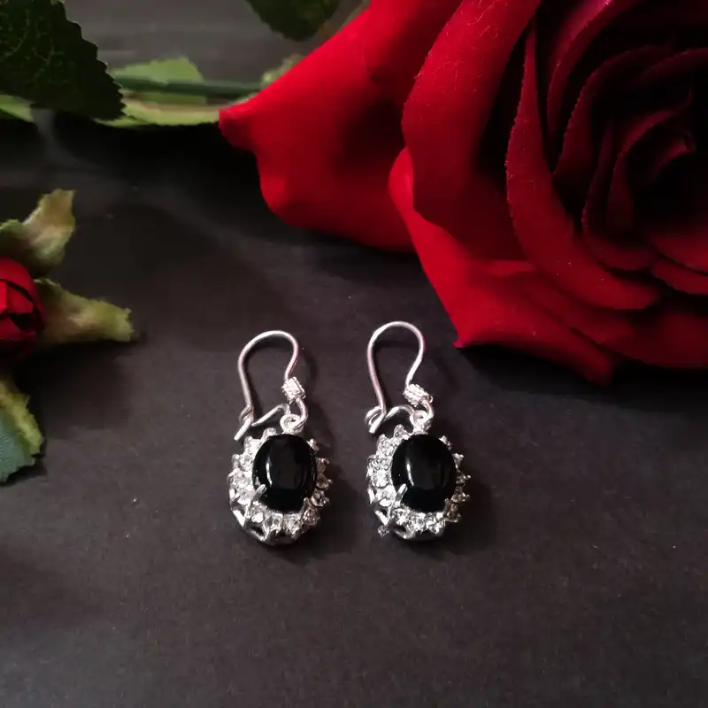 گوشواره نقره زنانه سلین کالا مدل عقیق مشکی ce-agh-m9