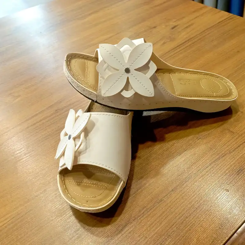 دمپایی زنانه پارس  مدل گل دار