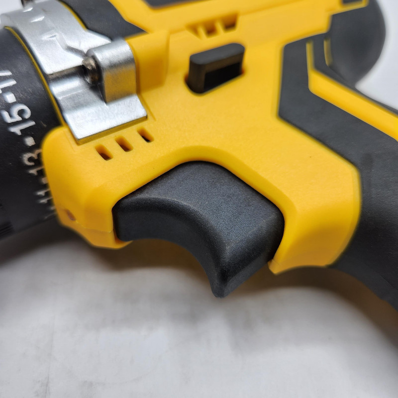 مجموعه 28 عددی دریل پیچ گوشتی دی ال تی سی کد TR34