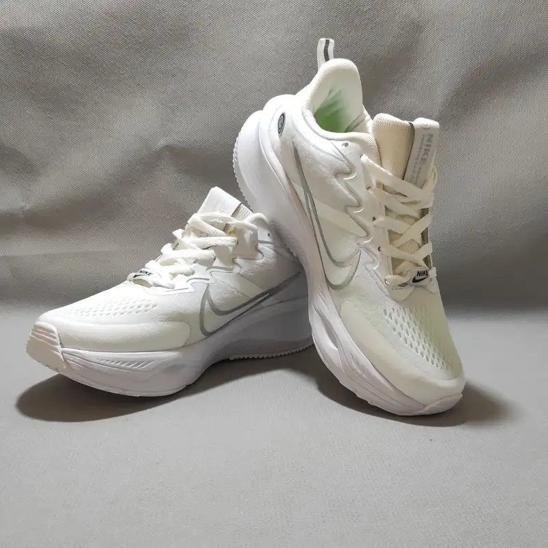 کفش تمرین زنانه مدل زوم ایکس اسمایلی