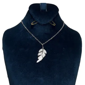 گردنبند نقره زنانه مدل برگ  کد 139