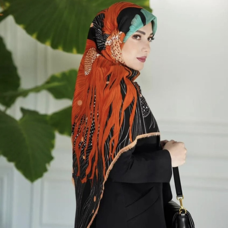 روسری زنانه مدل نخ پنبه وارداتی دور ریش کد 02