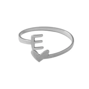 انگشتر نقره زنانه دلی جم طرح E کد D 527