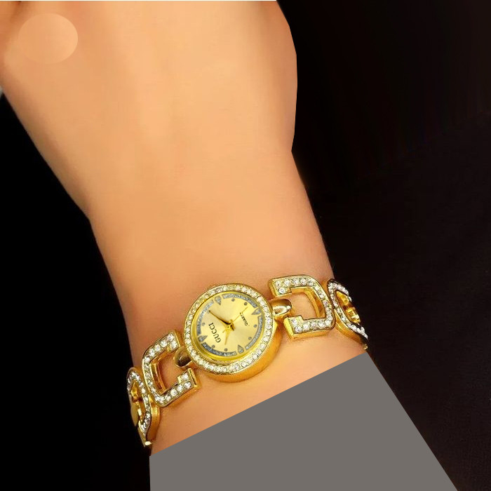 ساعت مچی عقربه ای زنانه مدل مجلسی نگین دار کد GL1