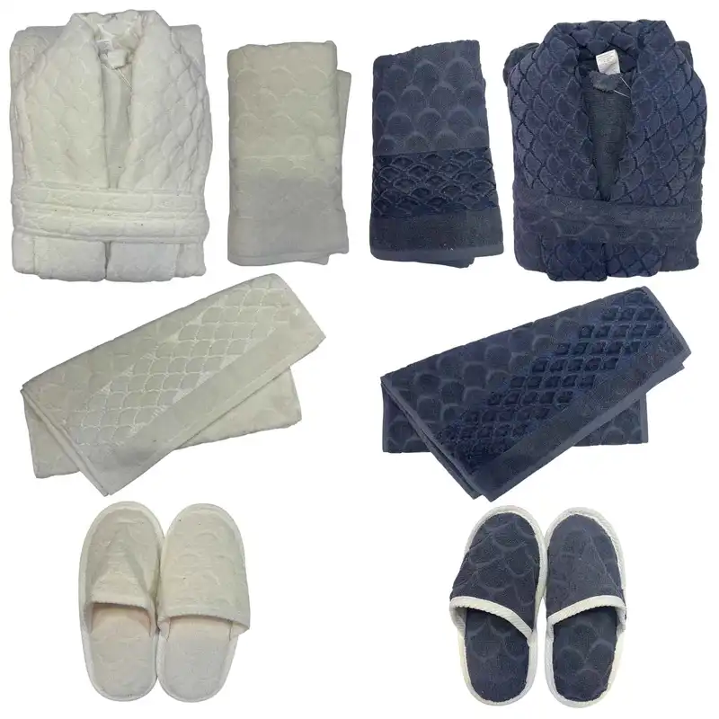 سرویس حوله پالتویی 8 تکه آریستا مدل صدف