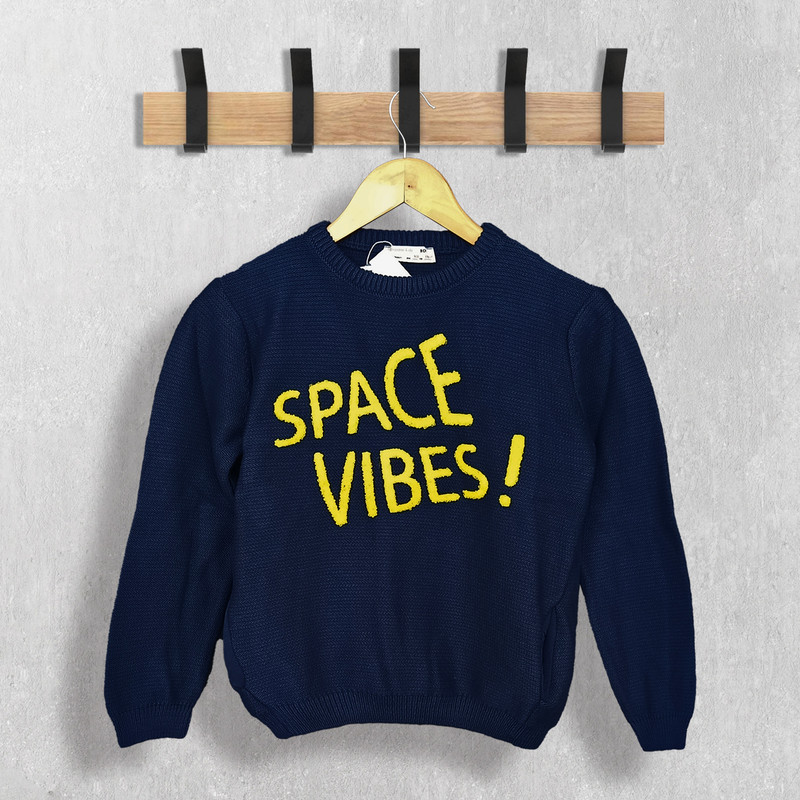 پلیور یقه گرد پسرانه کولزیون مدل برجسته SPACE VIBES