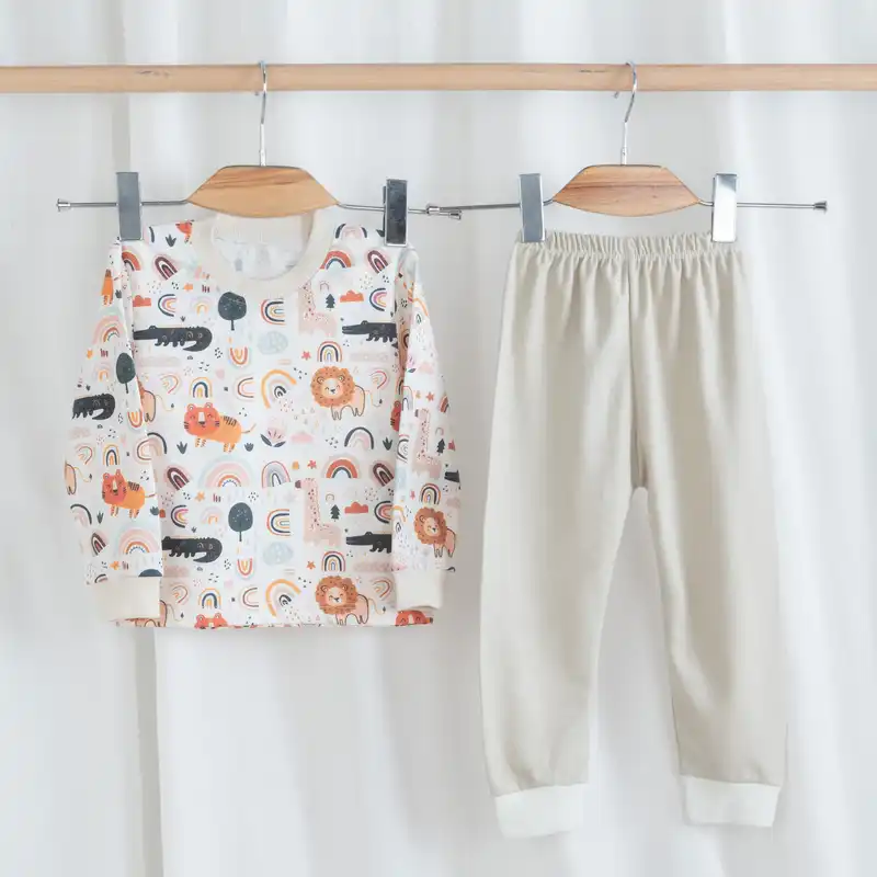 ست تی شرت آستین بلند و شلوار بچگانه سپیدپوش مدل حیوانات کد 1402701