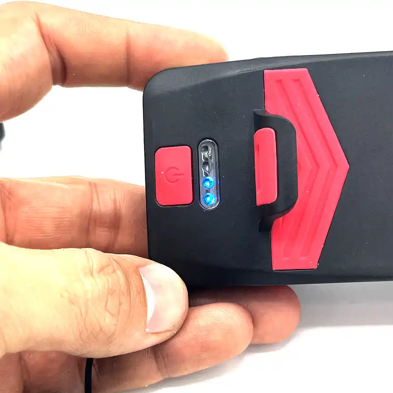 چراغ جلوی دوچرخه مدل هالوژن پاوربانک کد 971