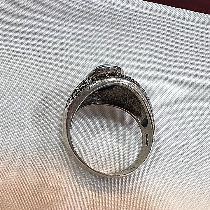 انگشتر نقره زنانه کد glsr-401 انگشتر نقره زنانه کد glsr-401