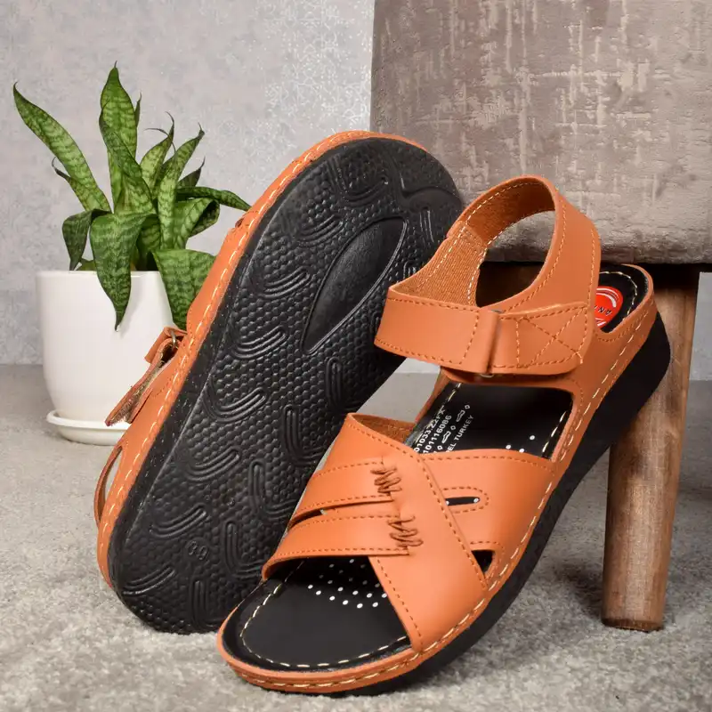 صندل زنانه پاپا مدل HN.2795