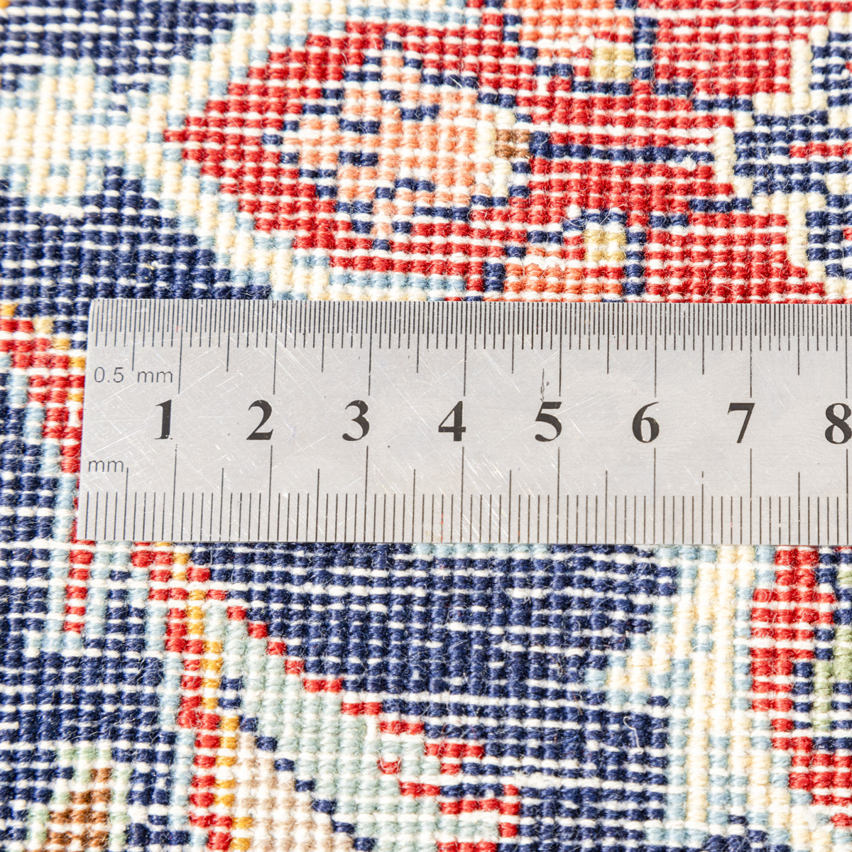 فرش دستبافت پنج و نیم متری طرح زابل کد 4.97.574