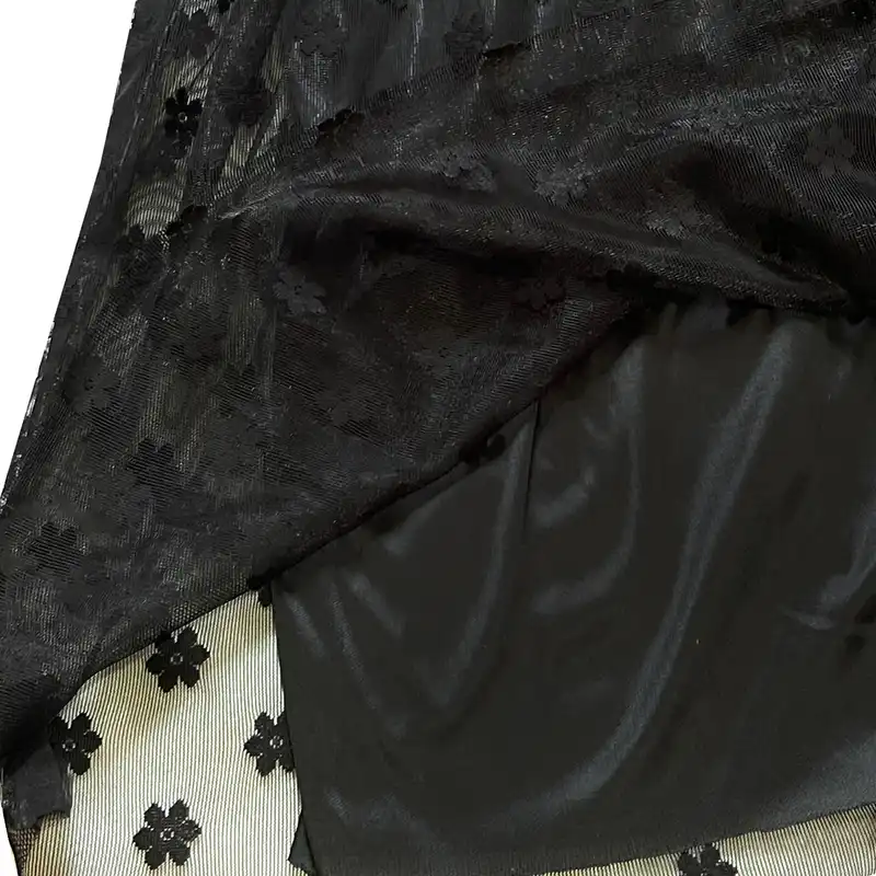 دامن چیندار زنانه مدل توری بابونه رنگ مشکی