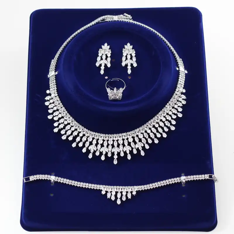 ست زنانه مدل عروس کد AA234