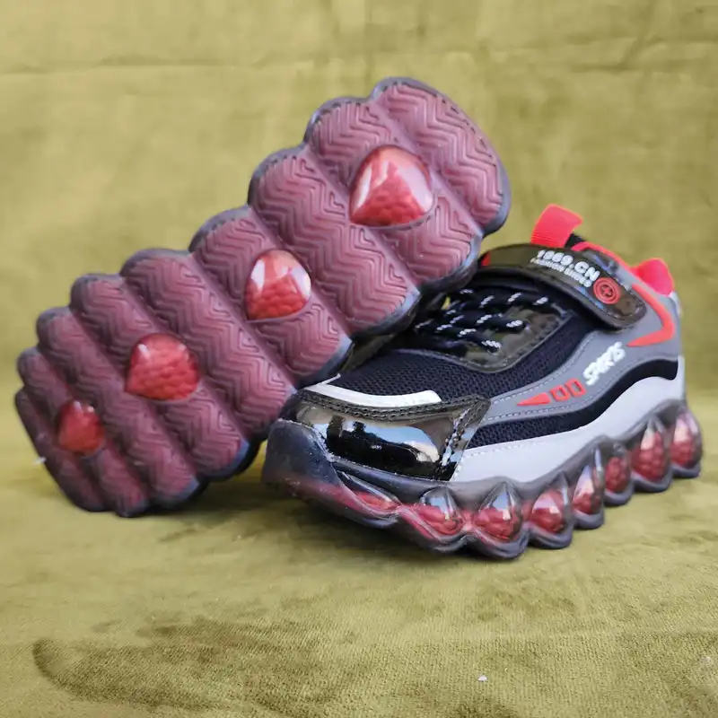 کفش مخصوص پیاده روی مدل SporQ-CNQ-ReQ-104005