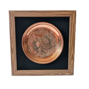 بشقاب قلمزنی مسی مدل سبک ریزه قلم طرح گل و مرغ