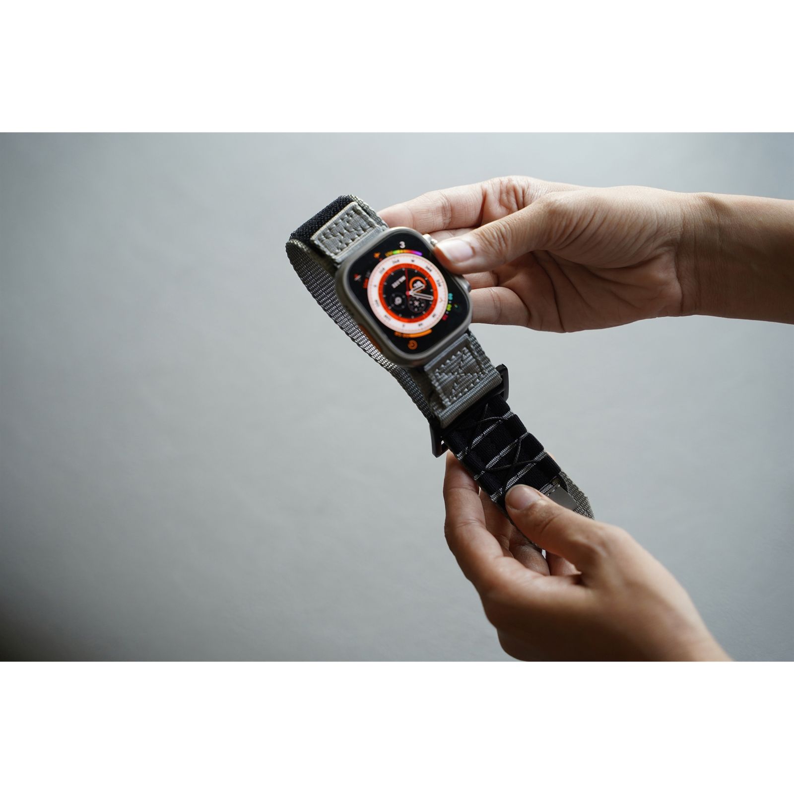 ساعت هوشمند اپل واچ مدل Ultra 49 mm Trail Loop -  - 13