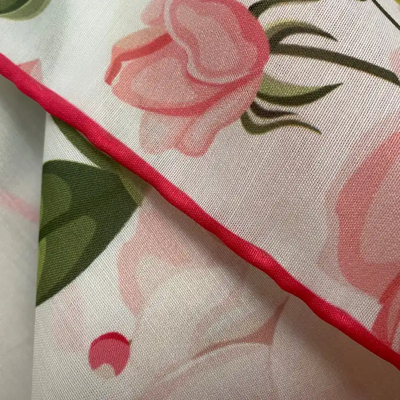 روسری زنانه مدل نخی چهارفصل قواره بزرگ کد 1610