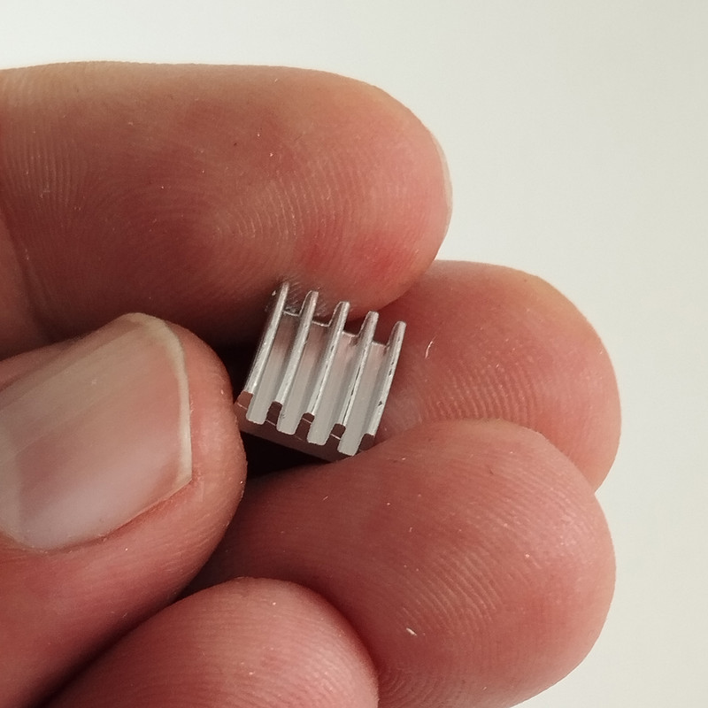 هیت سینک های فایو استور مدل HI5 9X9MM بسته 12 عددی