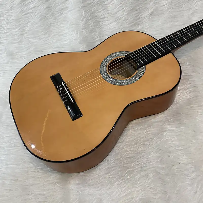 گیتار کلاسیک اسپیروس مارکت مدل C70 کد NATU