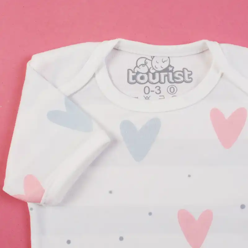 ست 3 تکه لباس نوزادی مدل سه قلب