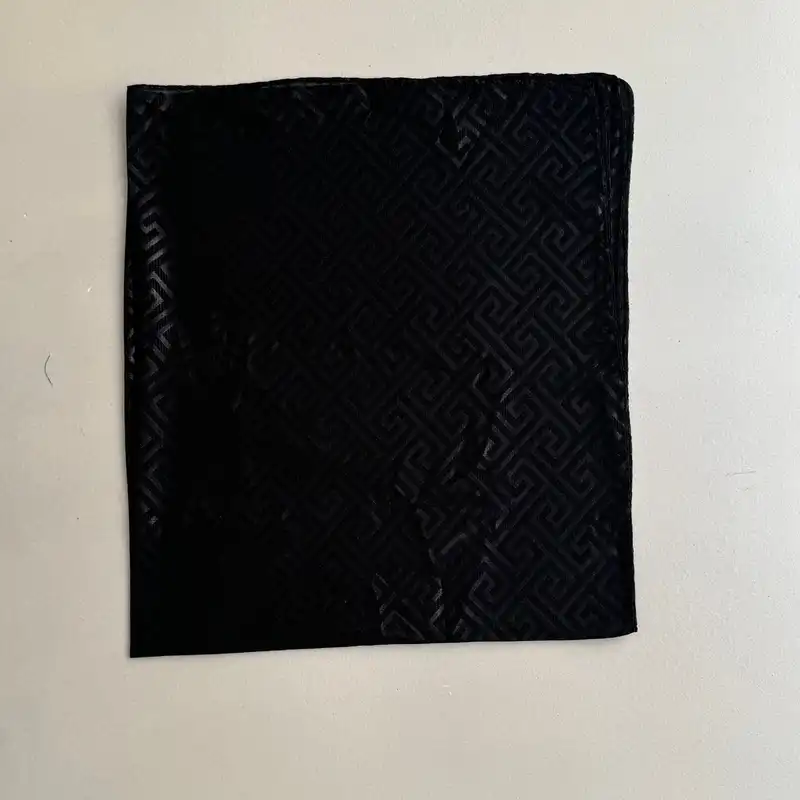 روسری زنانه مدل مینی نخی لطیف مارک برجسته دنیز کد 3