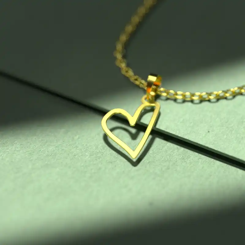 گردنبند طلا 18 عیار زنانه مدوپد مدل  طرح قلب کد E1206